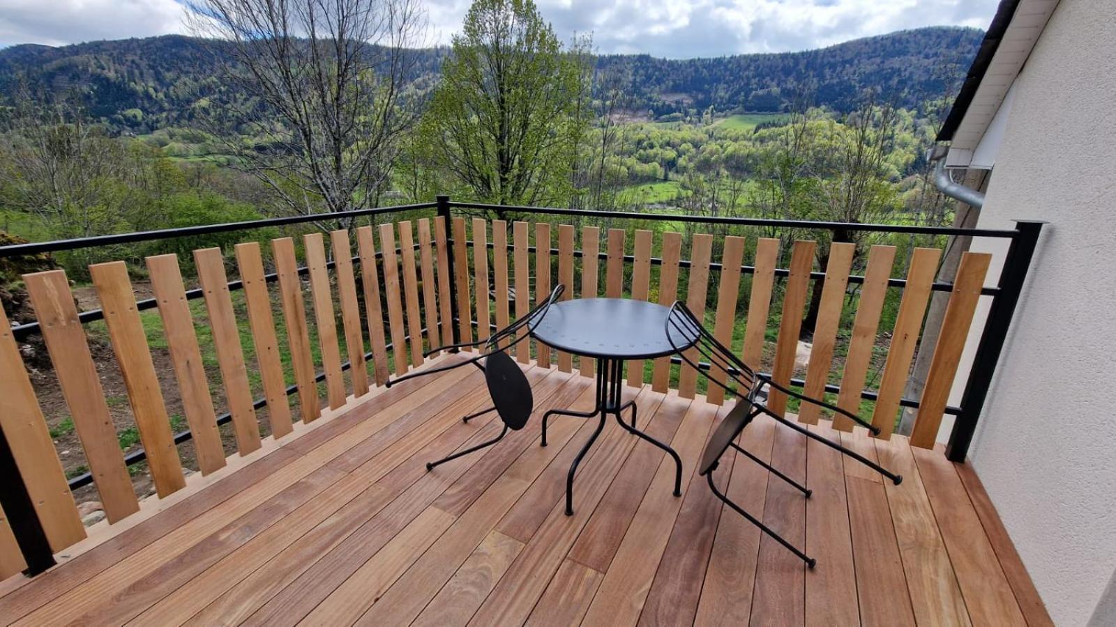 La Puy Mary Bed & Breakfast Le Falgoux Exterior foto